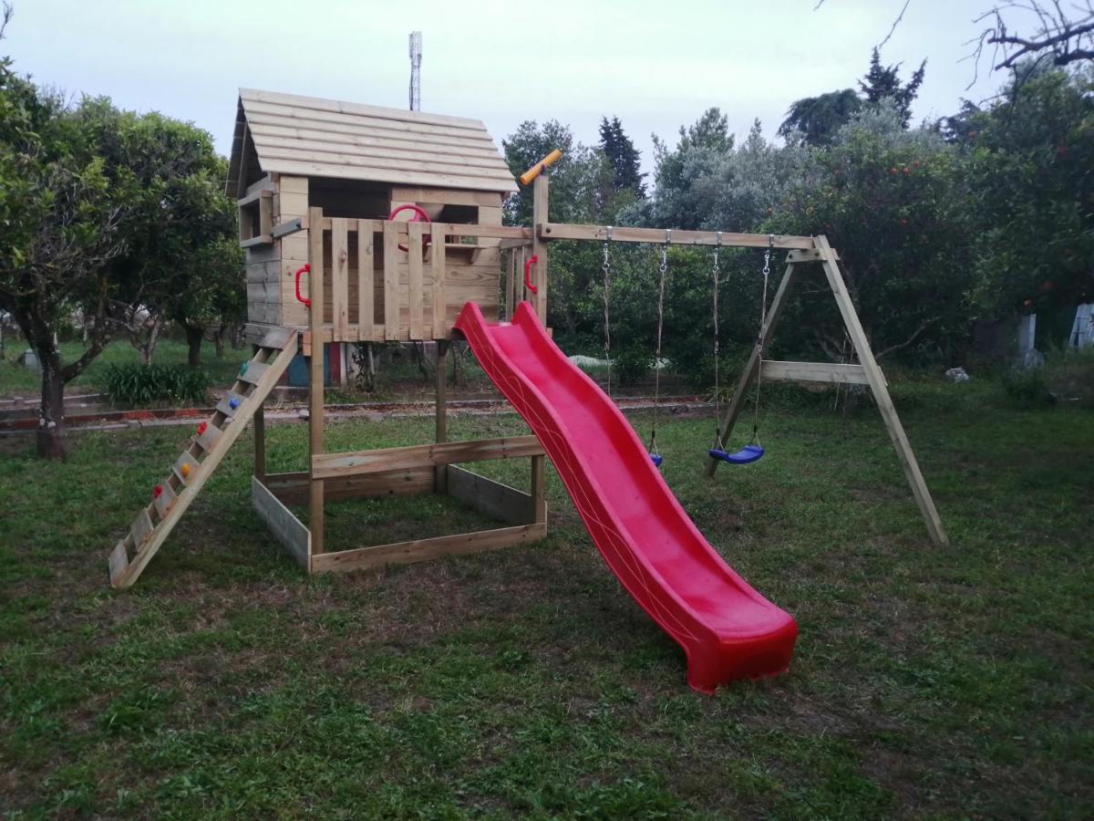 Casa Das Laranjeiras E Parque Infantil Villa Azeitao Bagian luar foto